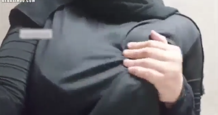 Viral Jilbab Membuat Aku Terpesona Akan Belayan Pacar Yang Snagat Aduhay