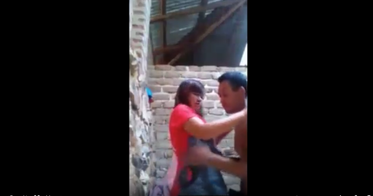 Saking Tidak Kuat Rela Main di Belakang Rumah Saat Tidak Ada Siapapun