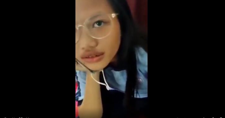 Video Terbaru Gadis SMA Yang Sedang Trending Live Sangat bar-bar Sekali